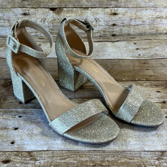 City Classifies Size 7.5 Womens Shoes - Picture 3 of 12